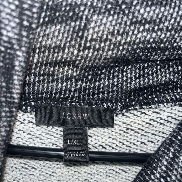 J.Crew sweater pullover - Picture 3 of 3